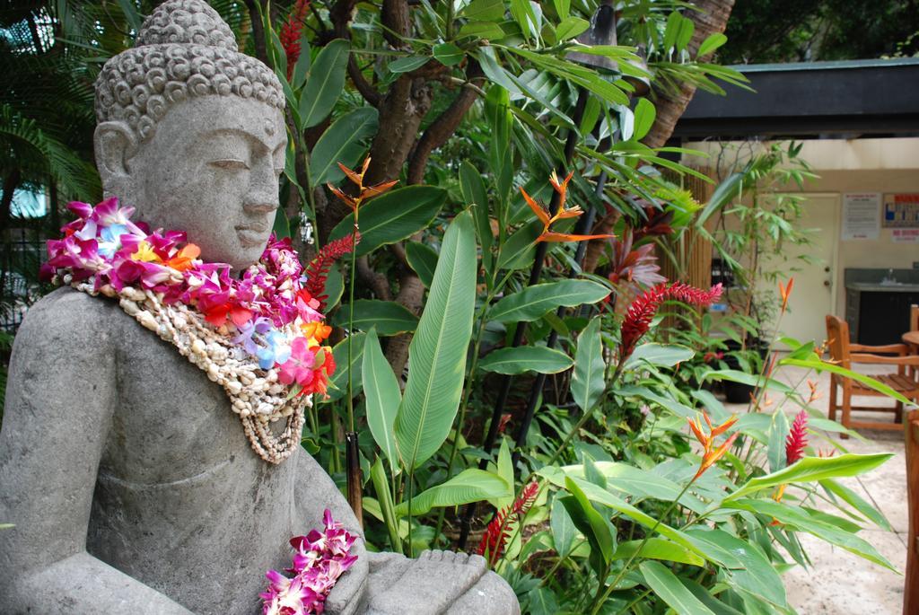Castle Bamboo Waikiki Hotel Honolulu Extérieur photo