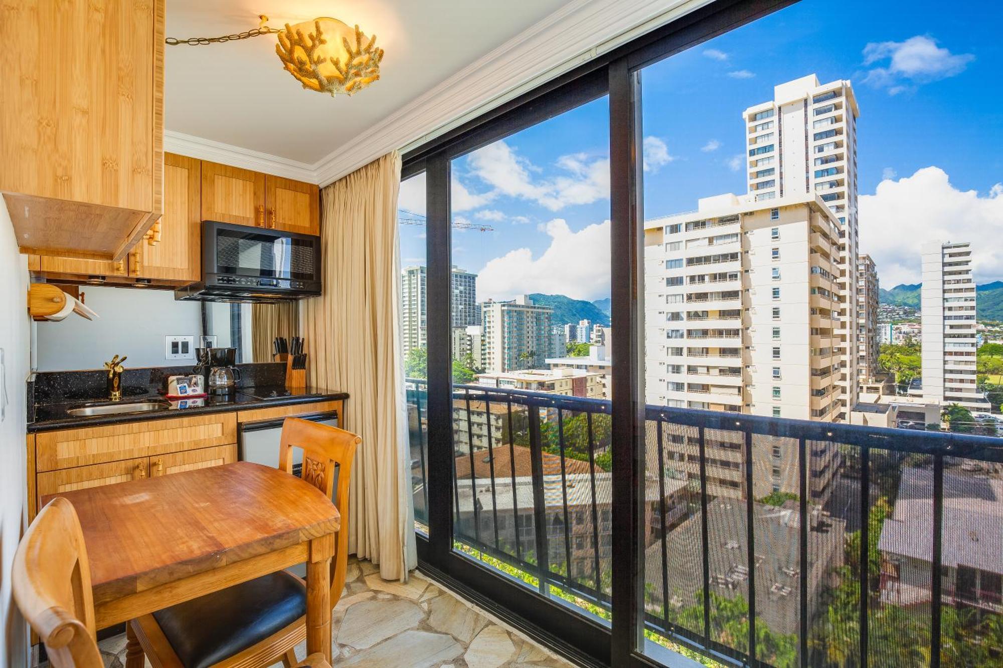 Castle Bamboo Waikiki Hotel Honolulu Extérieur photo